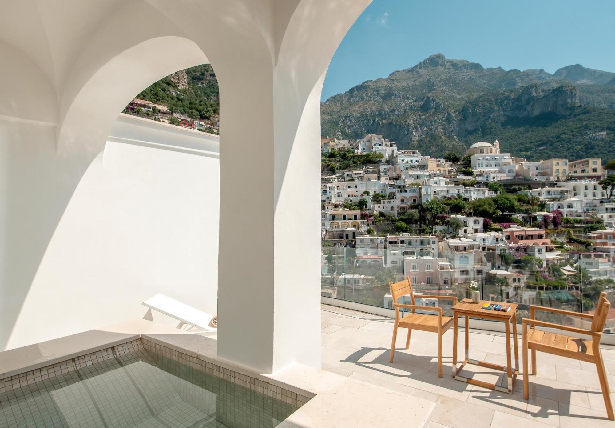 Posa Posa Hotel 4*